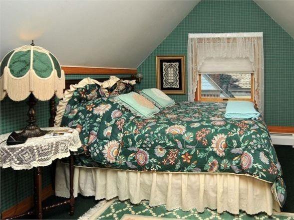 Victorian Loft Bed & Breakfast