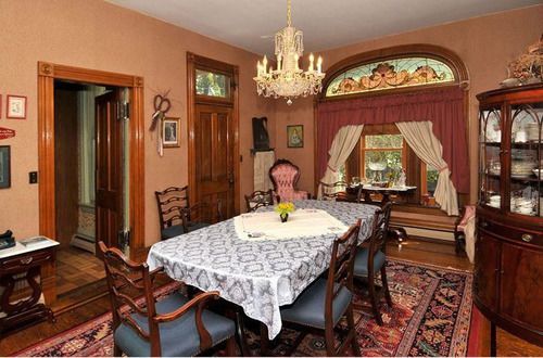 Bed & Breakfast Victorian Loft